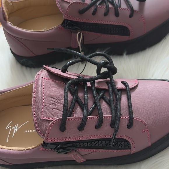 Giuseppe Zanotti ‘Donna’ Leather Sneakers - Picture 5 of 8